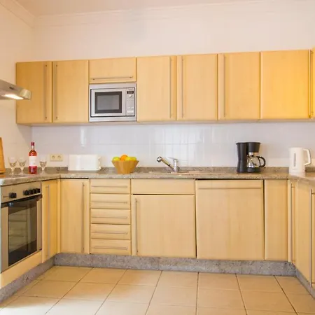 Playa Blanca Sleeps 8 Pool Wifi Villa *